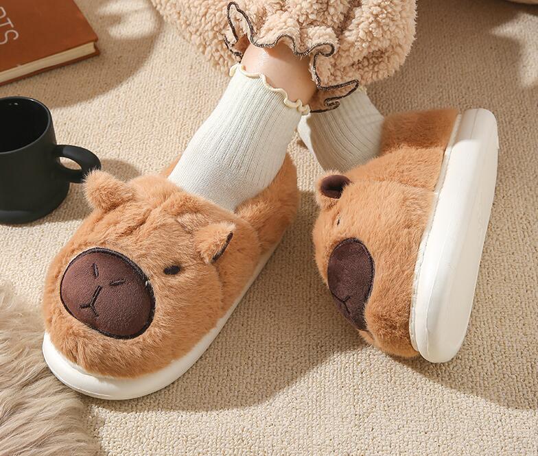 Men Shoes On - Pantufas de Pelúcia Capivara para Casais,